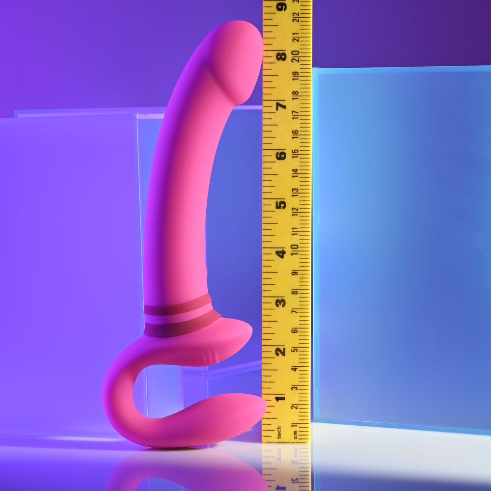 Gender X SHARING IS CARING - Pink 21.9 cm USB Rechargeable Strapless Strap-On